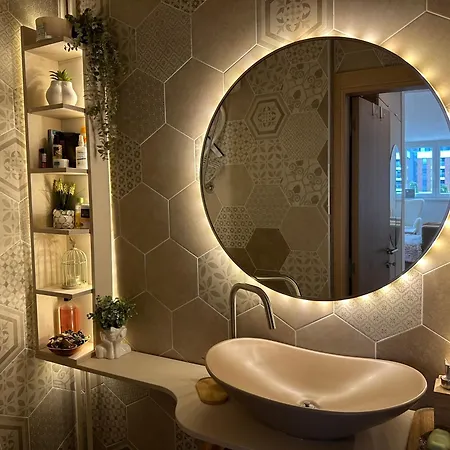 Golden Sunset Terrace Ana *