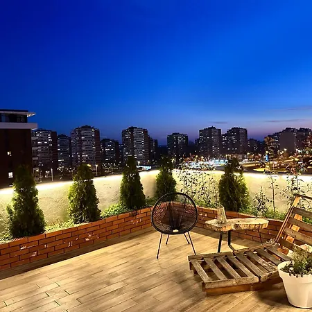 Golden Sunset Terrace Ana * Βελιγράδι