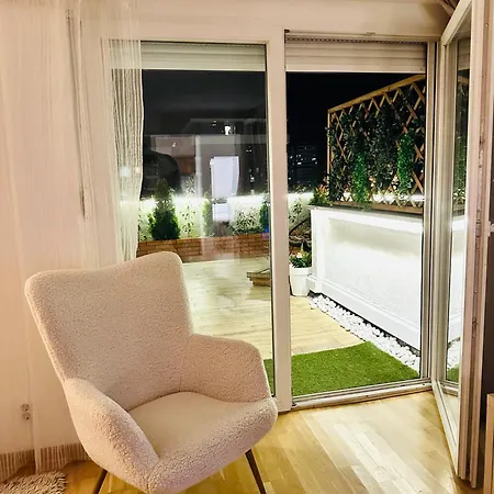 Golden Sunset Terrace Ana Appartement Belgrade
