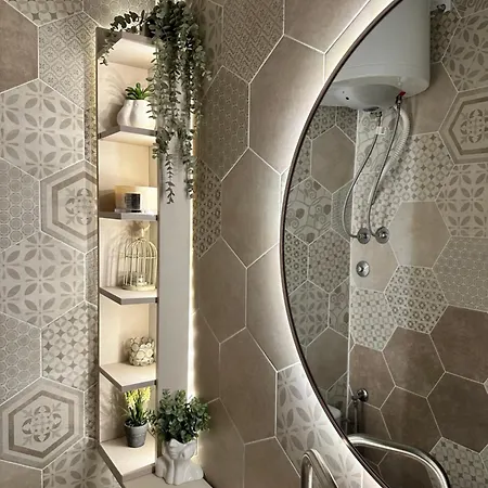 Golden Sunset Terrace Ana