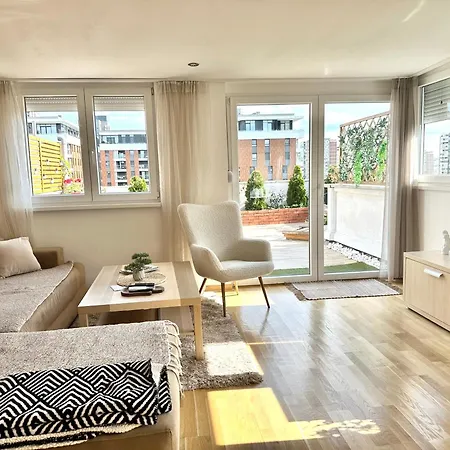 Golden Sunset Terrace Ana * Βελιγράδι