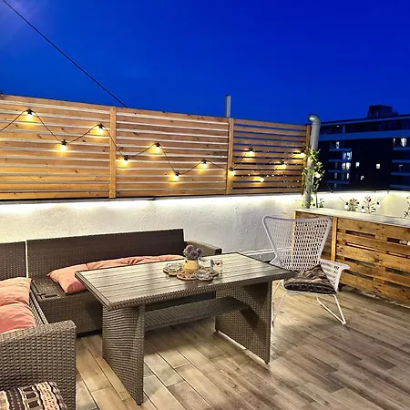 Golden Sunset Terrace Ana *